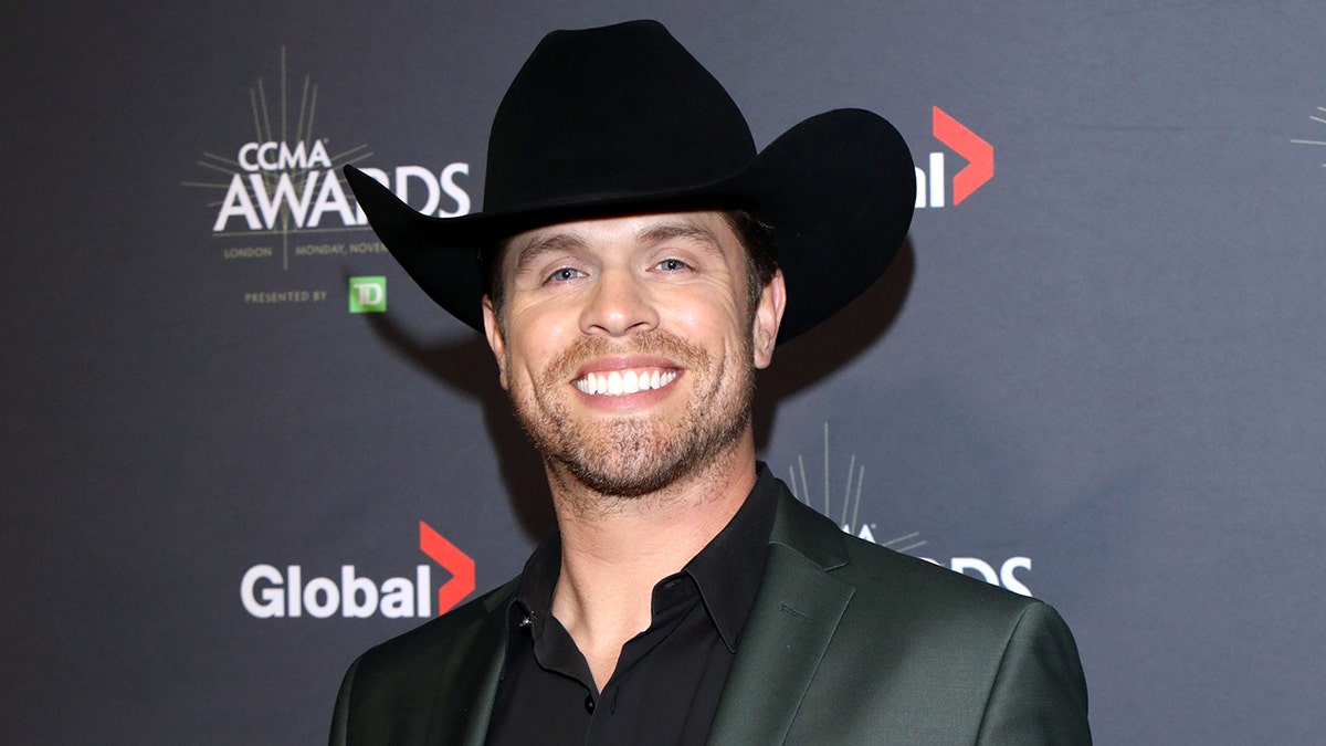 Dustin Lynch CCMA Getty 1 - Danganronpa Merch